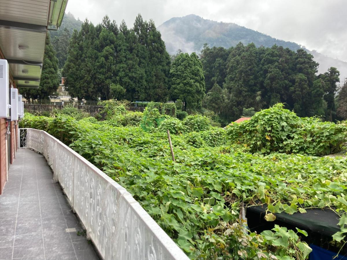老老街 誠君民宿 Fenchihu Exterior foto